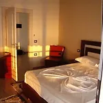 Nimfa Отель