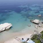 尼姆法酒店 酒店 Kanine