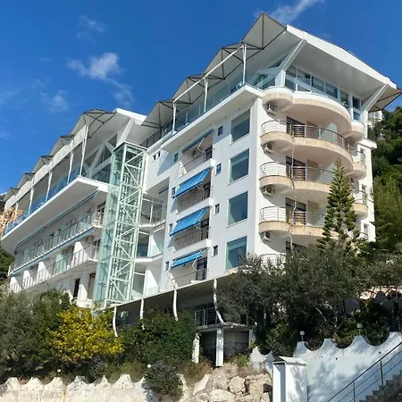 Nimfa Hotel Kanine