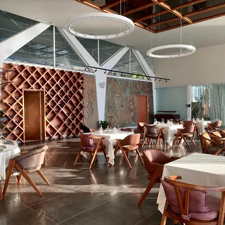Hotel Nimfa 3*