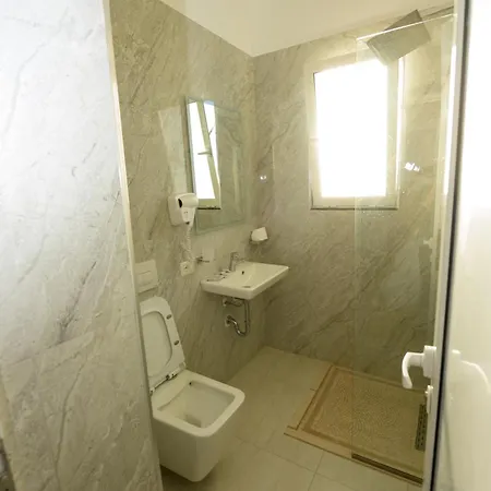 Hotel Nimfa 3*