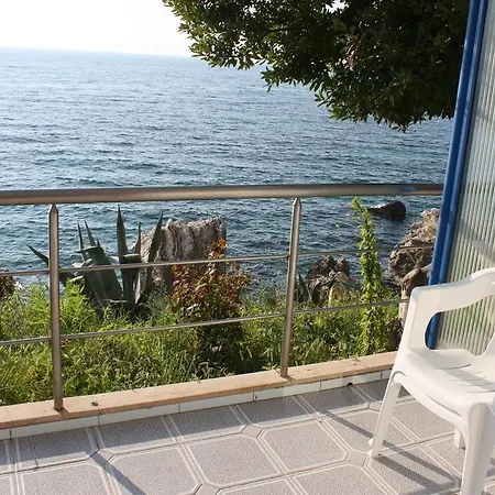 Nimfa Hotel 3*