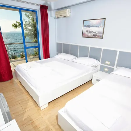 Hotel Nimfa 3*